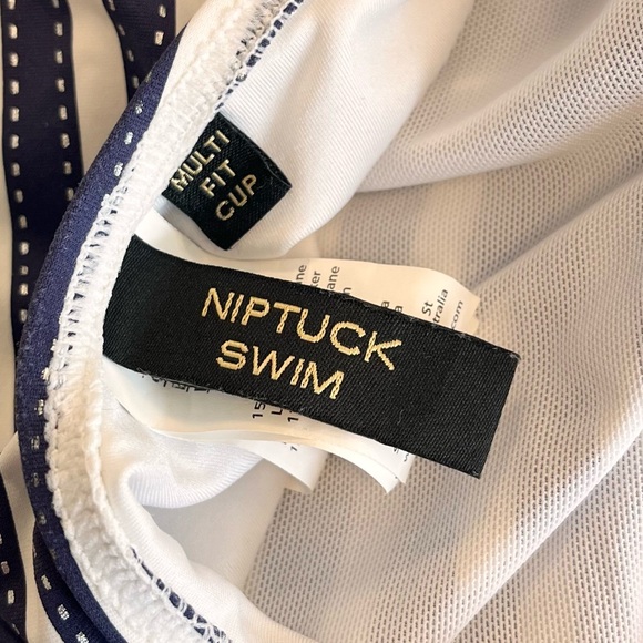 NipTuck Swimsuit One Piece Navy Blue White Stripes Multi Fit Cup 6 - Picture 7 of 9